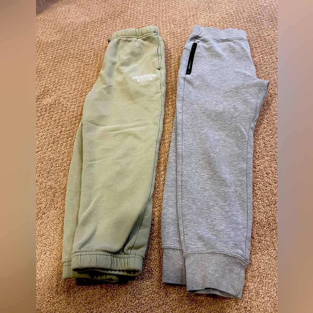 Abercrombie & Fitch/Uniqlo, kids size 5-6 sweats (bundle)